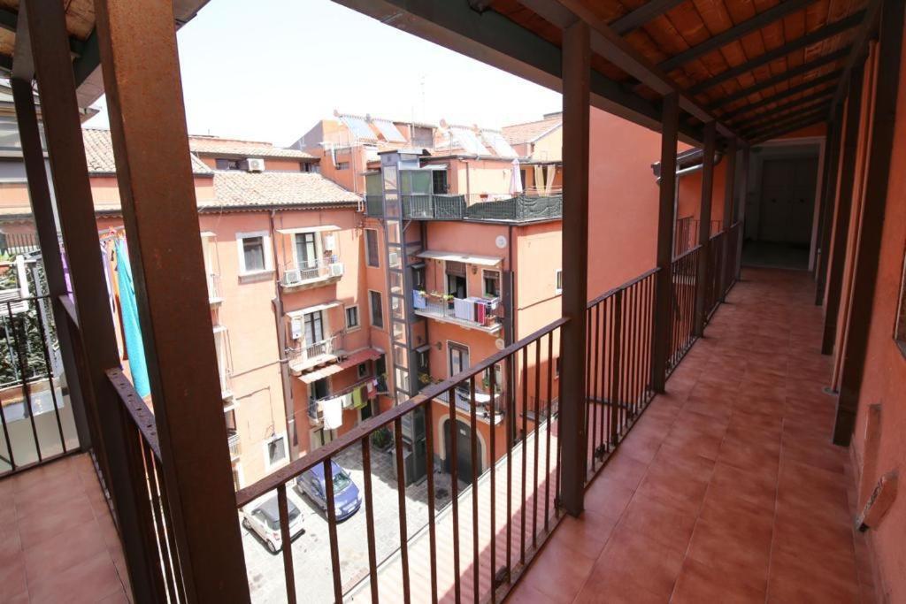 Wonderful Teatro Massimo Bellini Apartment Catania Bagian luar foto